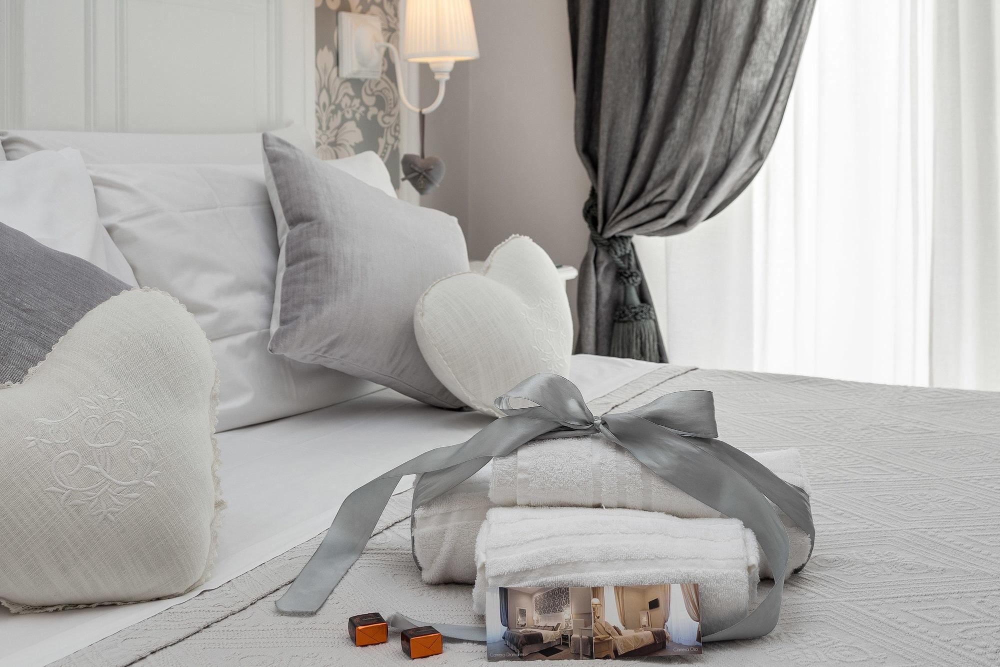 Couette-café Charme & Chic 2*